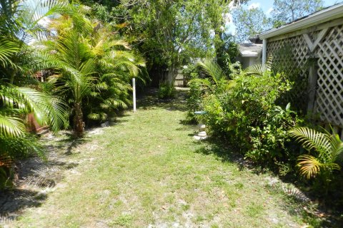 House in Royal Palm Beach, Florida 3 bedrooms, 124.58 sq.m. № 1141528 - photo 7