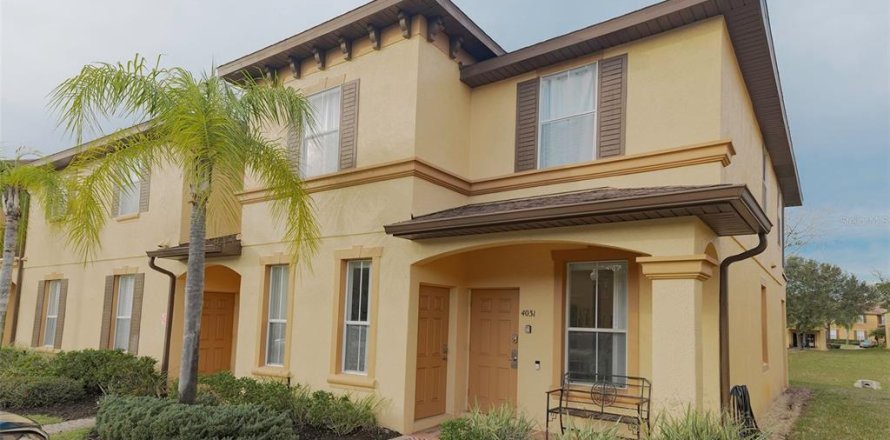 Townhouse in Davenport, Florida 4 bedrooms, 172.43 sq.m. № 1253437