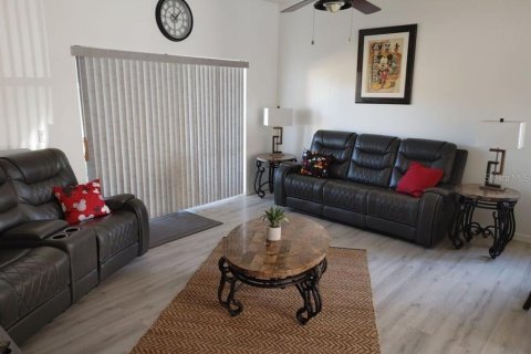 Adosado en venta en Davenport, Florida, 4 dormitorios, 172.43 m2 № 1253437 - foto 12