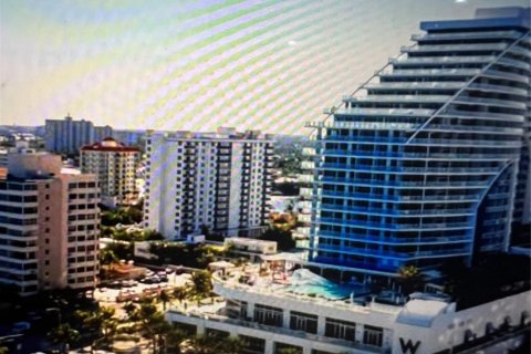 Condominio en venta en Fort Lauderdale, Florida, 1 dormitorio, 67.26 m2 № 1092993 - foto 2