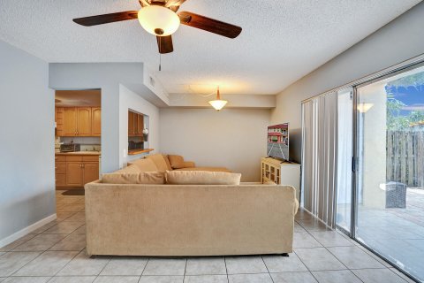 Copropriété à vendre à Davie, Floride: 3 chambres, 156.08 m2 № 861025 - photo 8