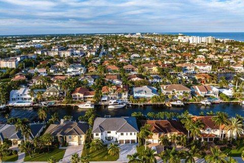 Villa ou maison à vendre à Delray Beach, Floride: 5 chambres, 441.84 m2 № 922462 - photo 12