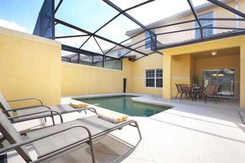 Adosado en venta en Kissimmee, Florida, 4 dormitorios, 176.7 m2 № 1313486 - foto 2