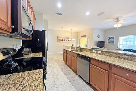 Touwnhouse à vendre à Kissimmee, Floride: 4 chambres, 176.7 m2 № 1313486 - photo 8