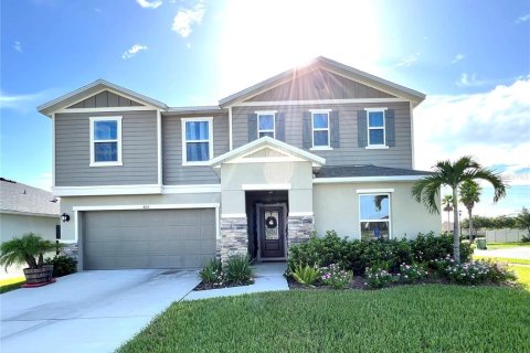 Casa en venta en Winter Haven, Florida, 4 dormitorios, 248.61 m2 № 1339678 - foto 1