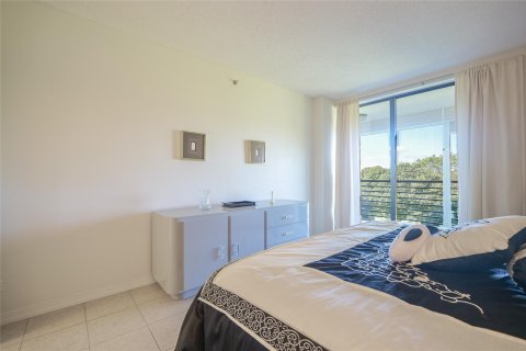 Condominio en venta en Lauderhill, Florida, 2 dormitorios, 128.58 m2 № 1079606 - foto 22