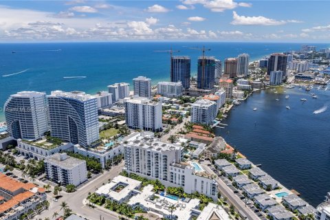 Condo in Fort Lauderdale, Florida, 1 bedroom  № 1238803 - photo 1