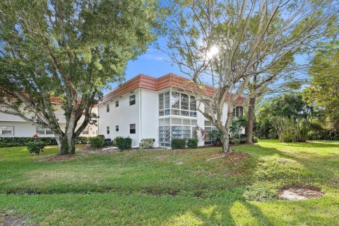 Condo in Stuart, Florida, 2 bedrooms  № 910005 - photo 19