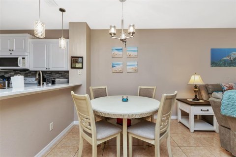 Condo in Punta Gorda, Florida, 2 bedrooms  № 1335076 - photo 4