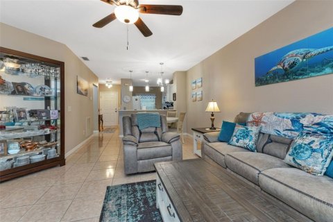 Condo in Punta Gorda, Florida, 2 bedrooms  № 1335076 - photo 8