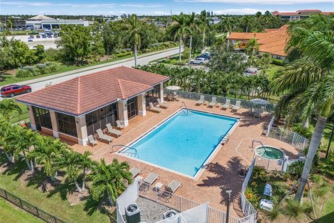 Condo in Punta Gorda, Florida, 2 bedrooms  № 1335142 - photo 30