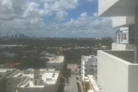 Copropriété à vendre à Miami Beach, Floride: 55.74 m2 № 1377574 - photo 14