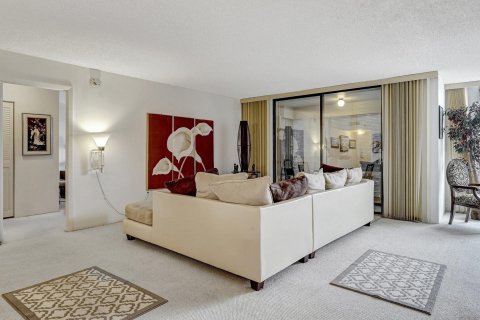 Copropriété à vendre à Pembroke Pines, Floride: 2 chambres, 121.7 m2 № 1178247 - photo 29