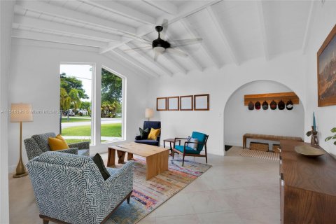 Villa ou maison à vendre à Palmetto Bay, Floride: 4 chambres, 248.51 m2 № 1173593 - photo 7