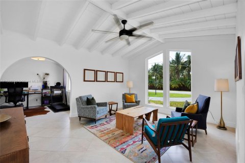 Villa ou maison à vendre à Palmetto Bay, Floride: 4 chambres, 248.51 m2 № 1173593 - photo 6