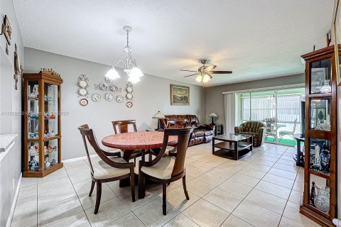 Condominio en venta en Lake Worth, Florida, 2 dormitorios, 87.42 m2 № 1080940 - foto 4