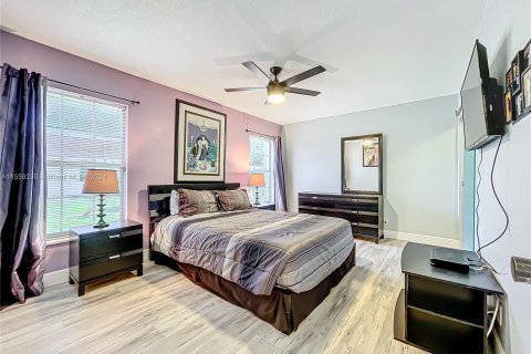 Condominio en venta en Lake Worth, Florida, 2 dormitorios, 87.42 m2 № 1080940 - foto 8
