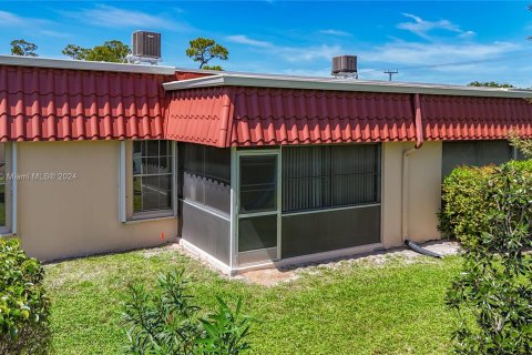Condominio en venta en Lake Worth, Florida, 2 dormitorios, 87.42 m2 № 1080940 - foto 14