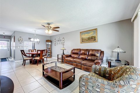 Condominio en venta en Lake Worth, Florida, 2 dormitorios, 87.42 m2 № 1080940 - foto 7