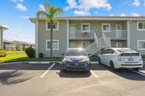 Copropriété à vendre à Punta Gorda, Floride: 2 chambres, 96.99 m2 № 1343846 - photo 1