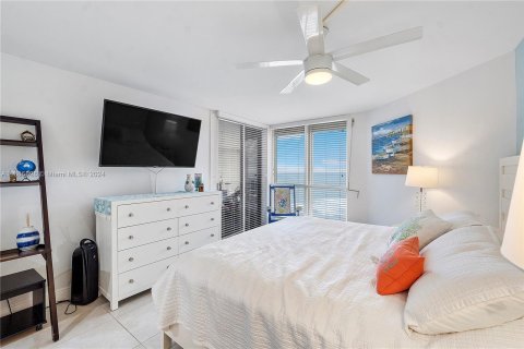 Condominio en venta en Miami Beach, Florida, 2 dormitorios, 110.55 m2 № 1441528 - foto 8