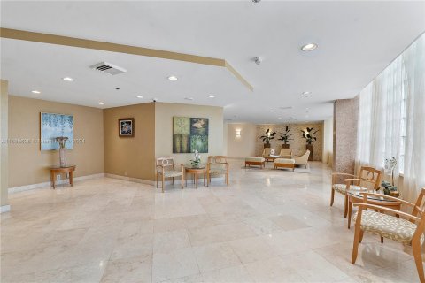 Condominio en venta en Miami Beach, Florida, 2 dormitorios, 110.55 m2 № 1441528 - foto 2