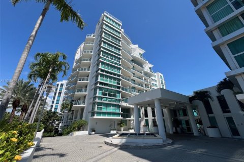 Condo in Aventura, Florida, 2 bedrooms  № 1240301 - photo 4