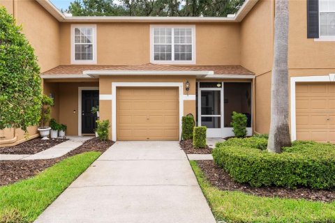 Touwnhouse à vendre à Land O' Lakes, Floride: 2 chambres, 120.4 m2 № 1335683 - photo 1