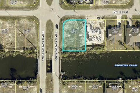 Terreno en venta en Cape Coral, Florida № 1361003 - foto 1