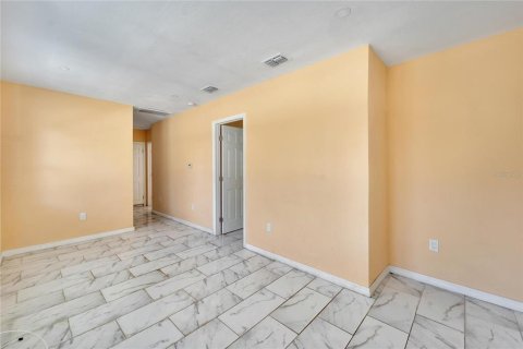 Villa ou maison à vendre à Tampa, Floride: 2 chambres, 63.17 m2 № 1361040 - photo 14