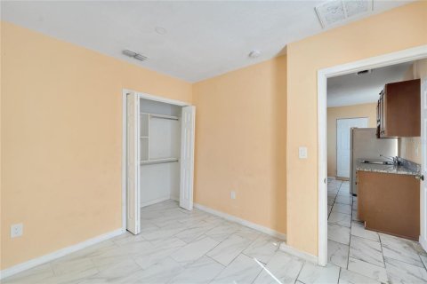 Villa ou maison à vendre à Tampa, Floride: 2 chambres, 63.17 m2 № 1361040 - photo 9