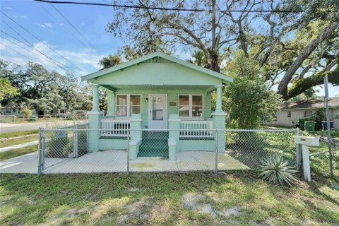 House in Tampa, Florida 2 bedrooms, 63.17 sq.m. № 1361040 - photo 27