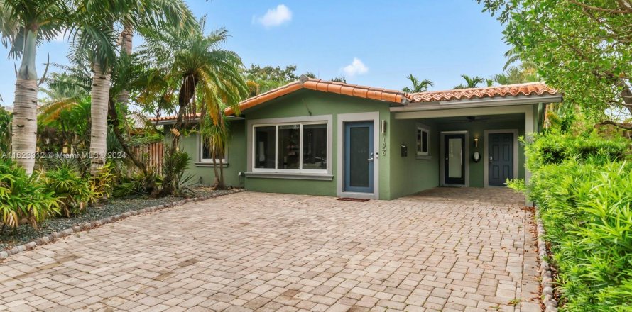 Villa ou maison à Fort Lauderdale, Floride 2 chambres, 119.1 m2 № 1271327