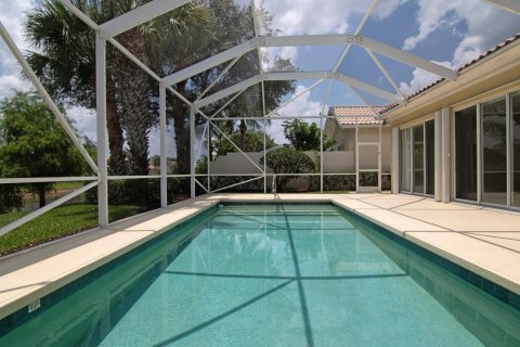 House in Wellington, Florida 3 bedrooms, 185.9 sq.m. № 1182198 - photo 30