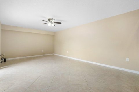 Touwnhouse à vendre à West Palm Beach, Floride: 2 chambres, 114.83 m2 № 1182208 - photo 10