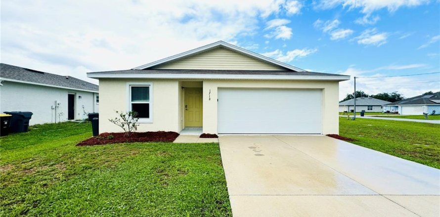 House in Kissimmee, Florida 3 bedrooms, 115.57 sq.m. № 1254110