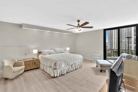 Condo in Aventura, Florida, 2 bedrooms  № 1178810 - photo 26