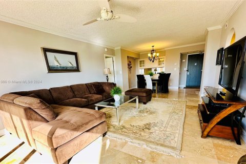 Copropriété à vendre à Aventura, Floride: 2 chambres, 121.98 m2 № 1320945 - photo 3