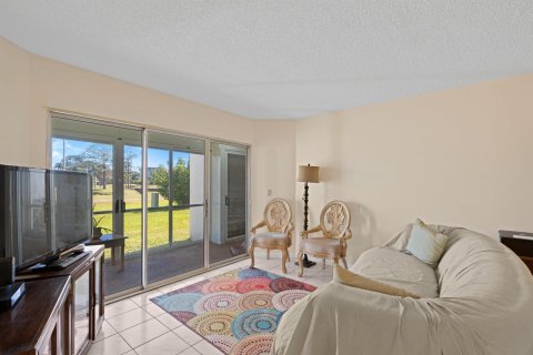 Copropriété à vendre à Lake Worth, Floride: 2 chambres, 101.26 m2 № 996459 - photo 17