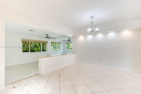 Villa ou maison à vendre à Davie, Floride: 5 chambres, 217.11 m2 № 1309188 - photo 12