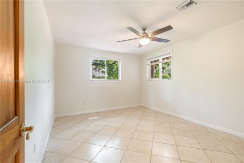 Villa ou maison à vendre à Davie, Floride: 5 chambres, 217.11 m2 № 1309188 - photo 23