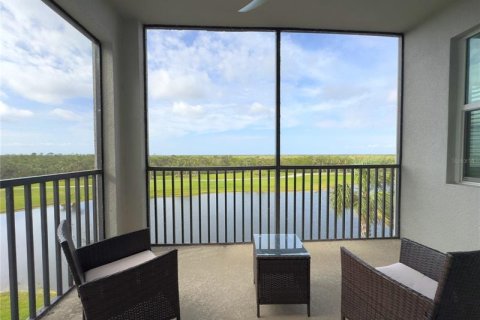 Copropriété à vendre à Punta Gorda, Floride: 2 chambres, 111.3 m2 № 260451 - photo 4