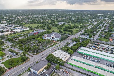 Terrain à vendre à Fort Lauderdale, Floride № 599226 - photo 11