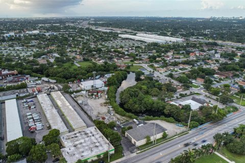 Terreno en venta en Fort Lauderdale, Florida № 599226 - foto 15