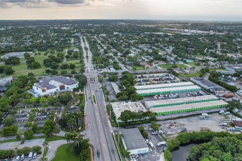 Terreno en venta en Fort Lauderdale, Florida № 599226 - foto 10