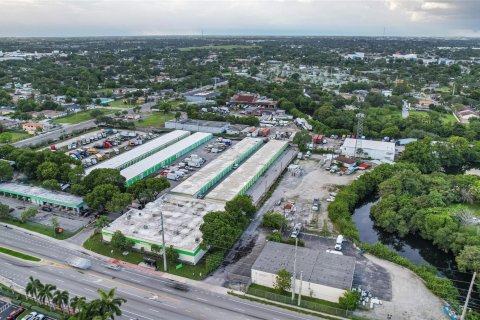 Terrain à vendre à Fort Lauderdale, Floride № 599226 - photo 17