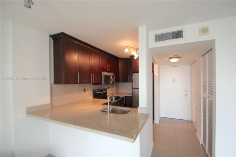 Condominio en venta en Miami Beach, Florida, 1 dormitorio, 53.7 m2 № 1332403 - foto 7