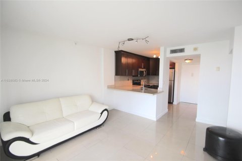 Copropriété à vendre à Miami Beach, Floride: 1 chambre, 53.7 m2 № 1332403 - photo 3