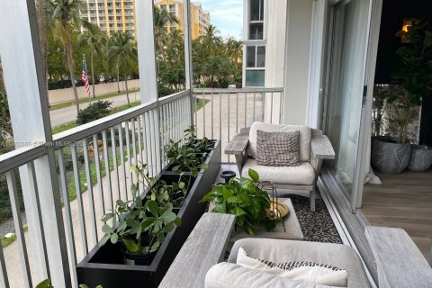 Condo in Key Biscayne, Florida, 2 bedrooms  № 1345490 - photo 11