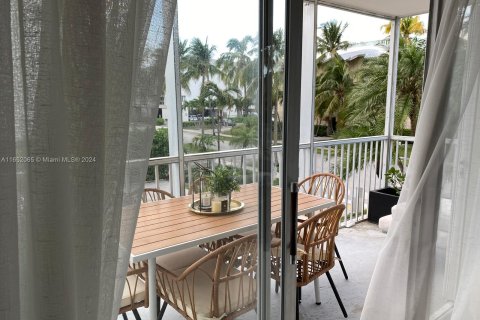 Copropriété à vendre à Key Biscayne, Floride: 2 chambres, 123.1 m2 № 1345490 - photo 14